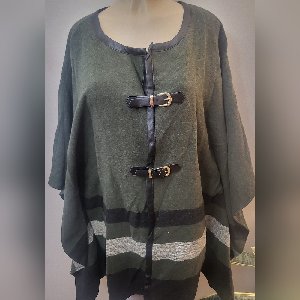 NWT cape